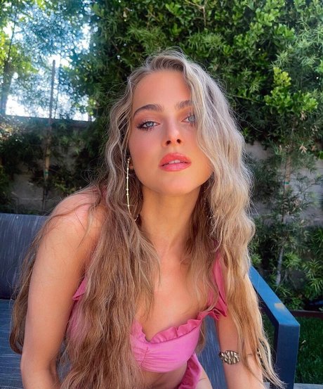 Anne Winters photo 178
