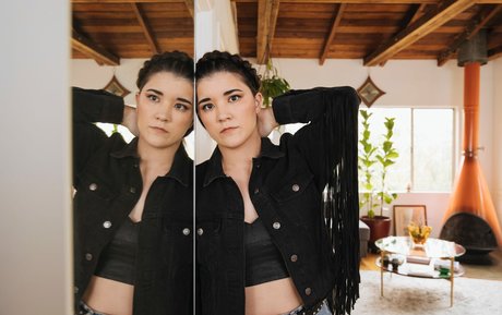 AnneMunition photo 1