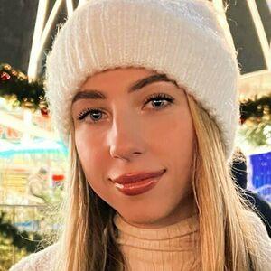 Profile photo of annet.annet