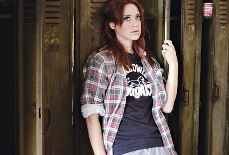 Annie Burgstede photo 1