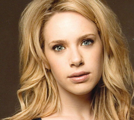 Annie Burgstede photo 6