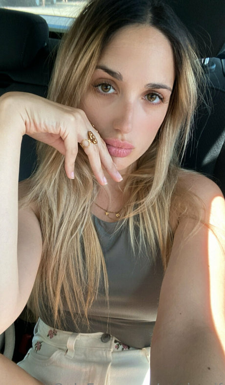 Anniemif photo 15