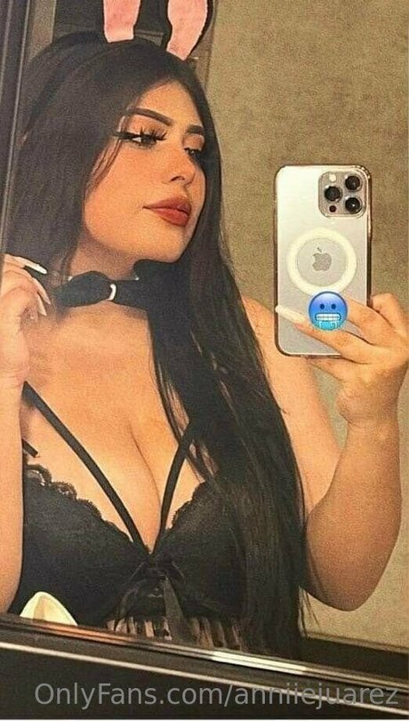 Anniiejuarez photo 1