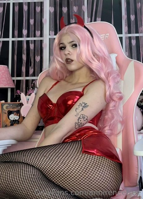 Annireneefree photo 3