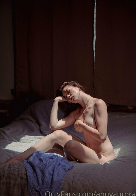 Anny Aurora photo 25