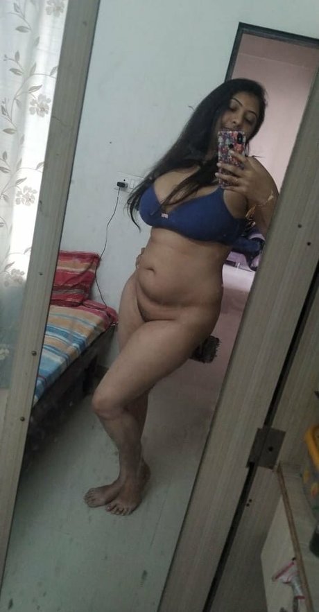 Anveshi Jain photo 17