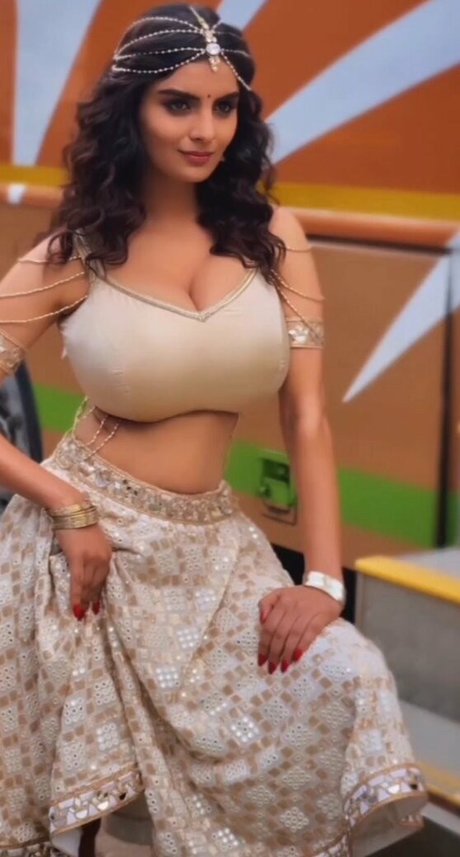 Anveshi Jain photo 58