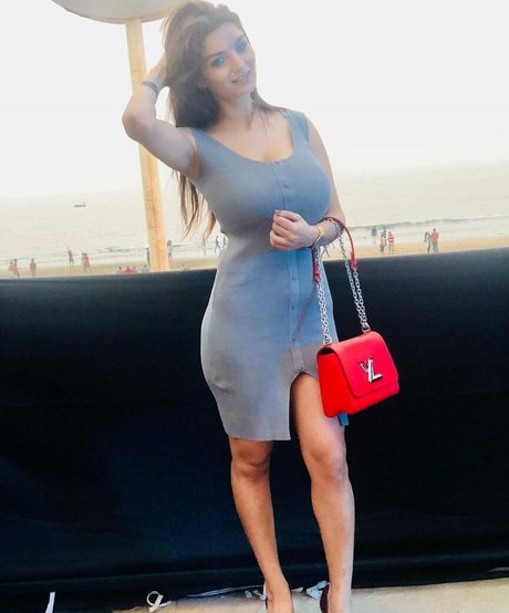 Anveshi Jain photo 70