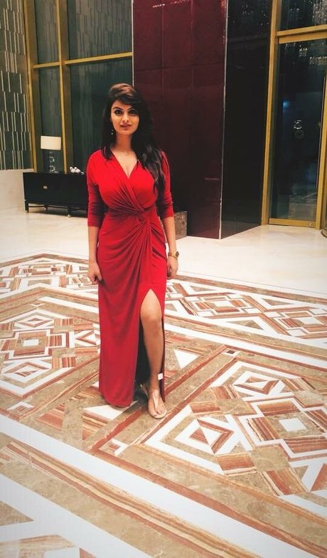 Anveshi Jain photo 100