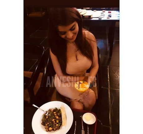 Anveshi Jain photo 132