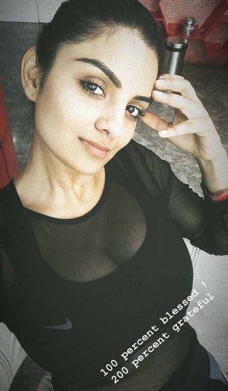Anveshi Jain photo 199
