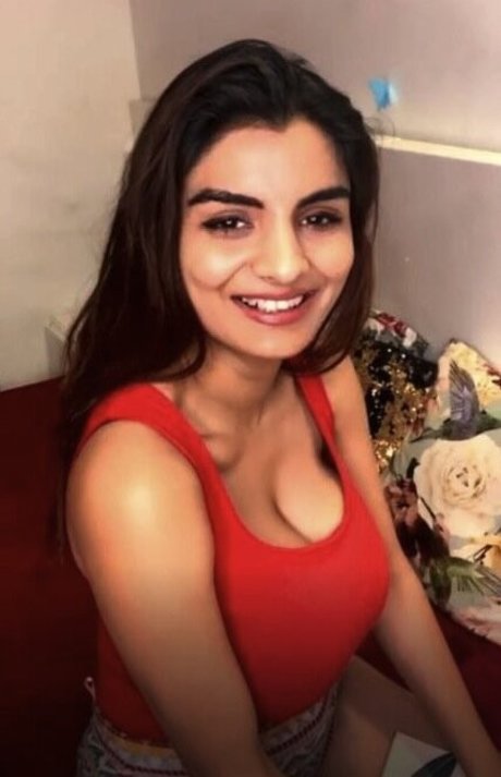 Anveshi Jain photo 209