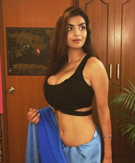 Anveshi Jain photo 265