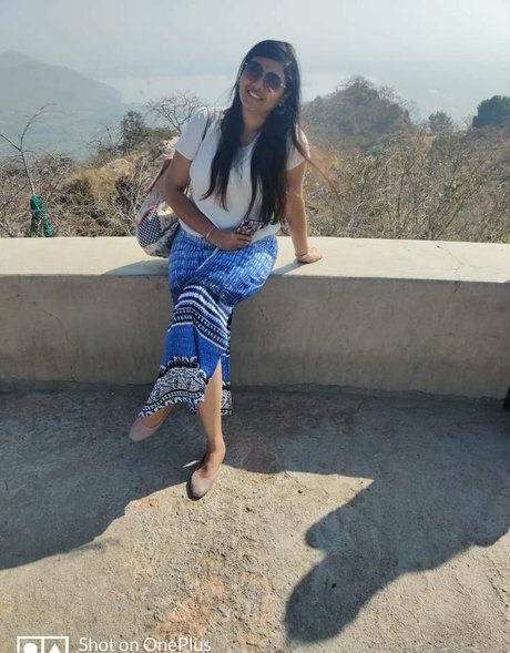 Anveshi Jain photo 414