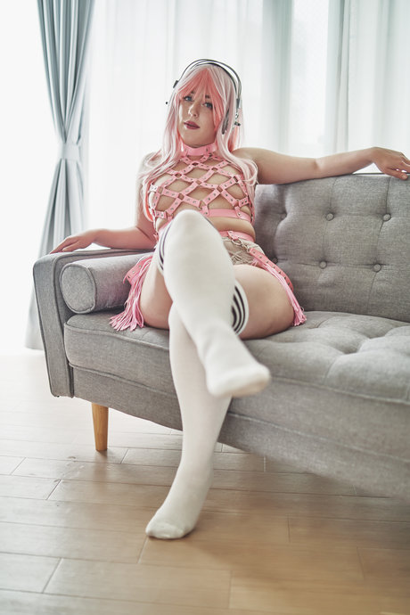 Anya Braddock photo 56