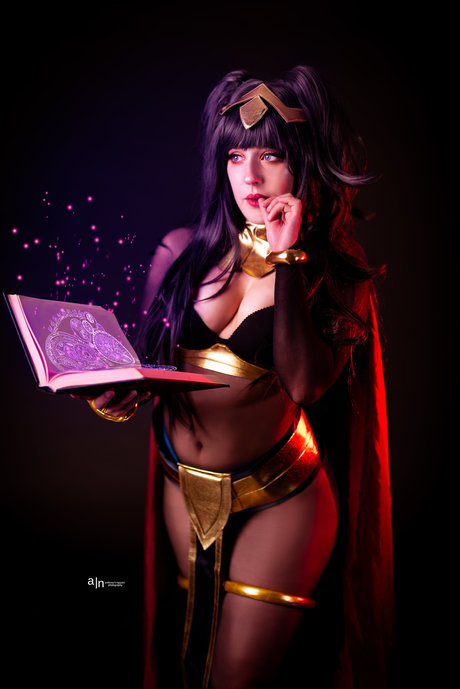 Anya Braddock photo 62