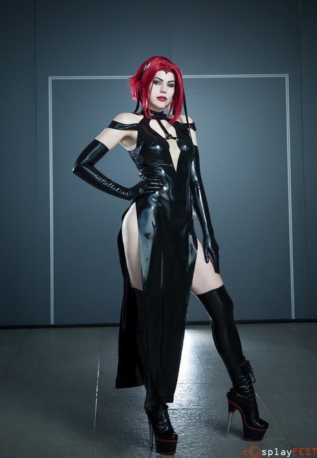 Anya Ichios photo 13