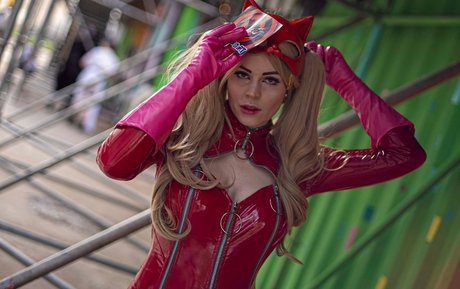 Anya Ichios photo 29