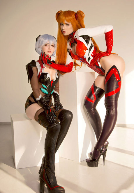 Anya Ichios photo 30