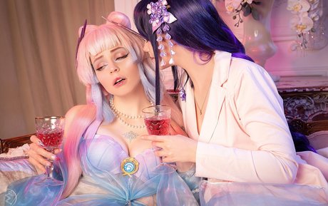 Anya Ichios photo 61