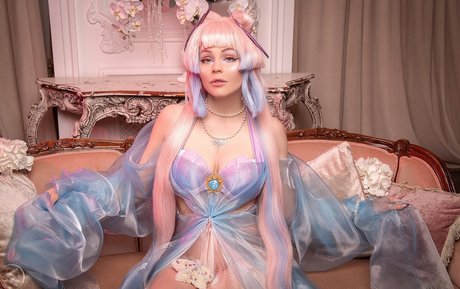 Anya Ichios photo 62