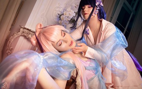 Anya Ichios photo 64