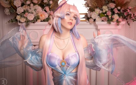 Anya Ichios photo 70
