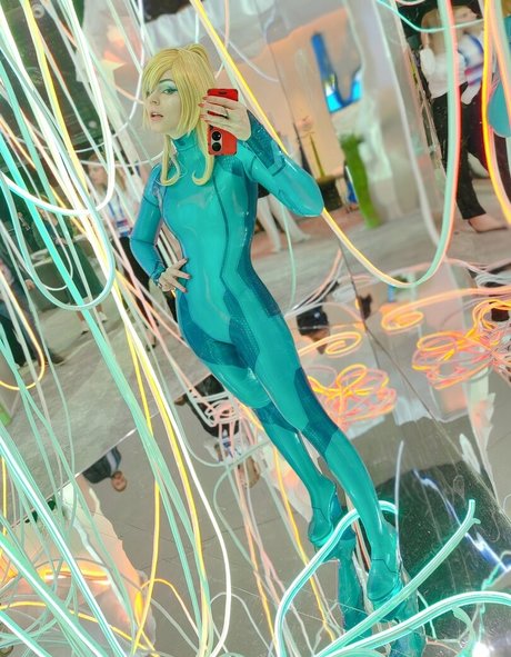Anya Ichios photo 109