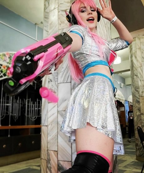 Anya Ichios photo 114