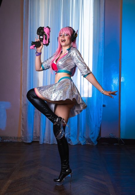 Anya Ichios photo 144