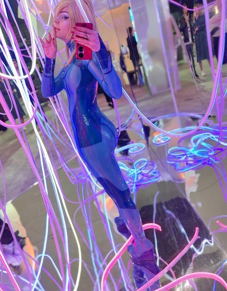 Anya Ichios photo 209