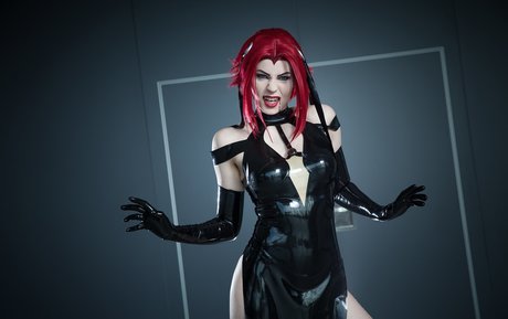 Anya Ichios photo 277