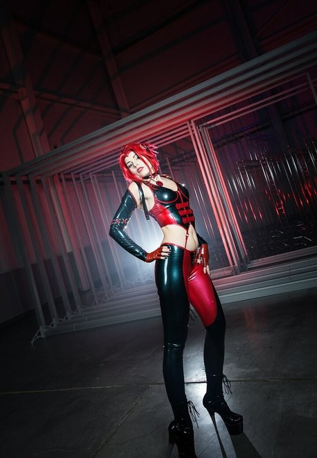 Anya Ichios photo 287