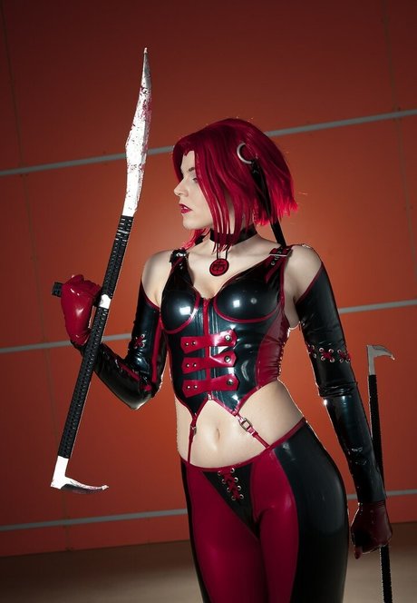 Anya Ichios photo 330