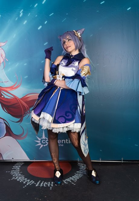 Anya Ichios photo 359