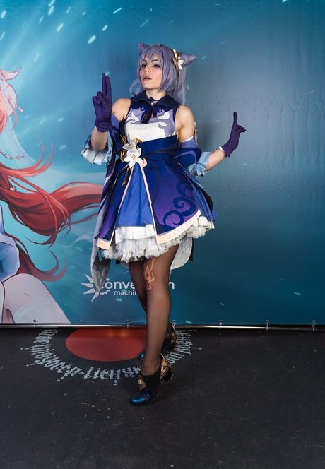 Anya Ichios photo 364
