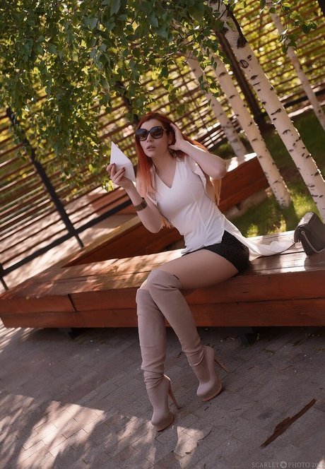 Anya Ichios photo 419