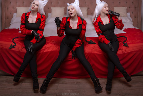 Anya Ichios photo 432