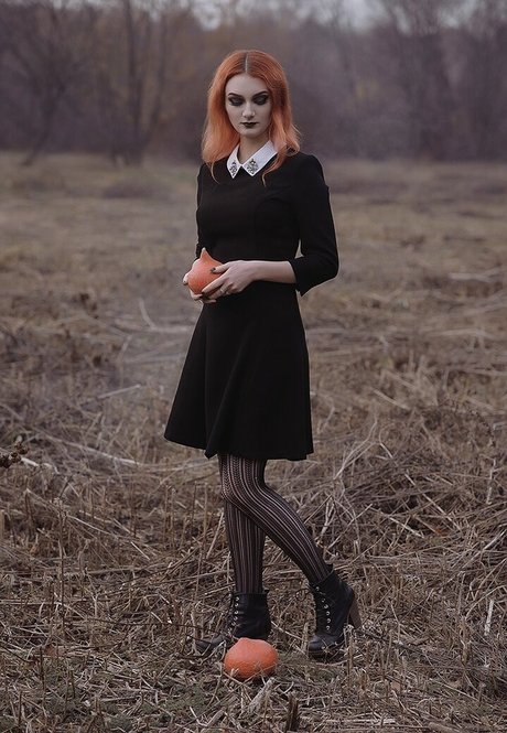 Anya Ichios photo 446