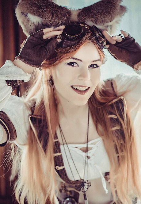 Anya Ichios photo 464