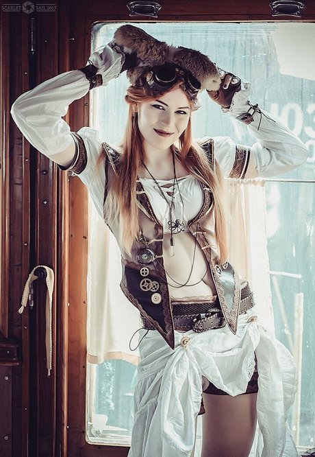 Anya Ichios photo 476