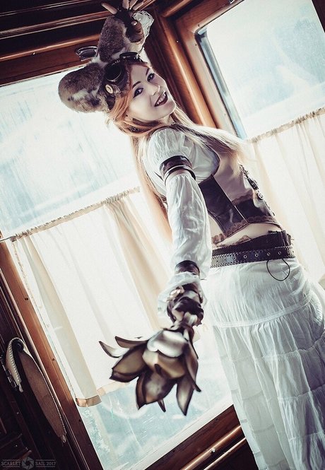 Anya Ichios photo 482