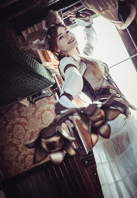 Anya Ichios photo 488