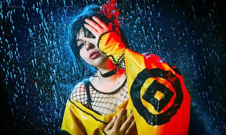 Anya Ichios photo 496