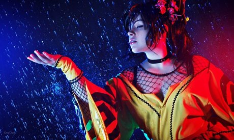 Anya Ichios photo 497