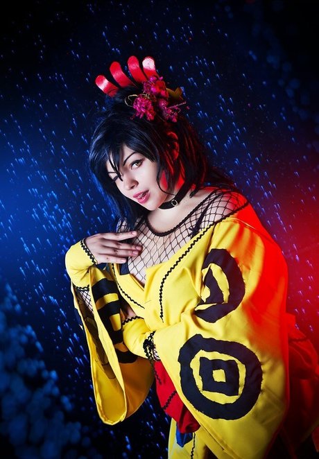 Anya Ichios photo 501