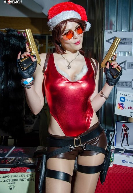 Anya Ichios photo 657