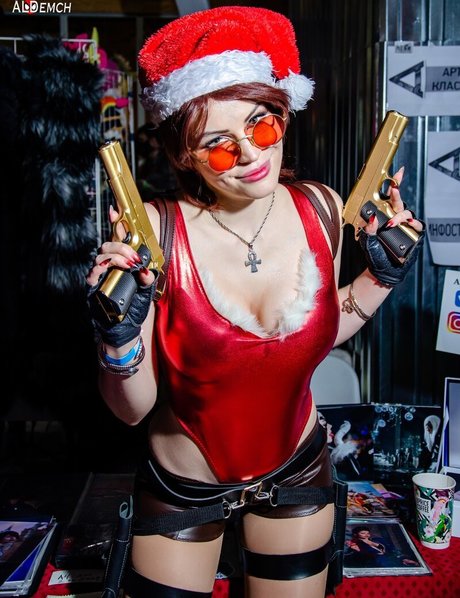 Anya Ichios photo 659