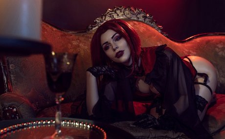 Anya Ichios photo 662