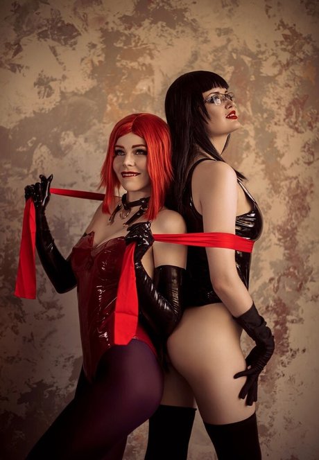 Anya Ichios photo 667